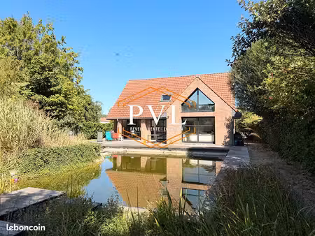 maison 7 pièces 230 m²
