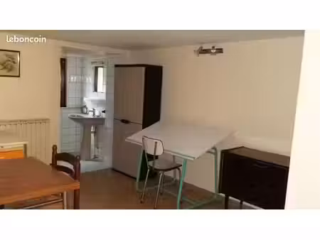 appartement meublé pour etudiant seul uniquement