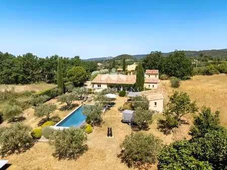 maison de caractère avec piscine et maison d'amis  au calme