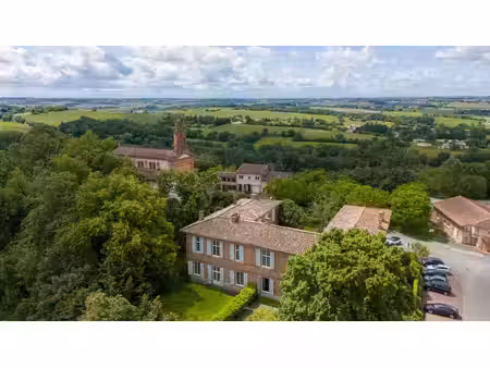 propriété - lanta - 575m²