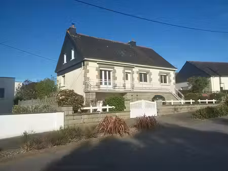 maison familiale malguenac 7 pièces 116 m2