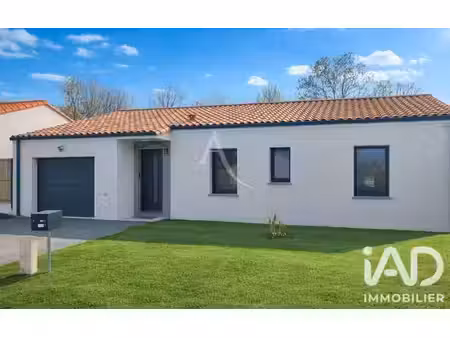maison à palluau (85670)