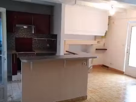 appartement dans maison de bourg
