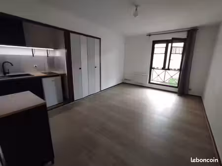 studio 25m2 centre ville