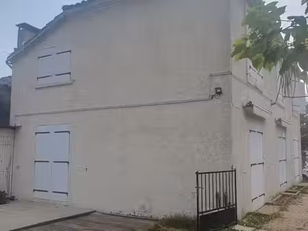 maison mitoyenne avec jardin clôturé 4 pièces - 102m² - bazas