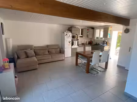 a louer maison 74m² 3 chambres cour cérons 33720