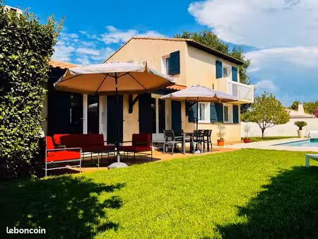 belle maison familiale avec piscine - 5 chambres - 143m²