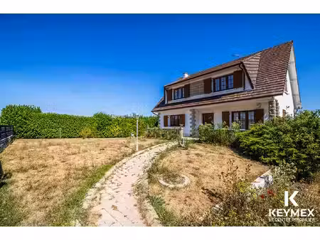 maison familiale -140m² - 5 chambres - sous-sol total - terrain piscinable