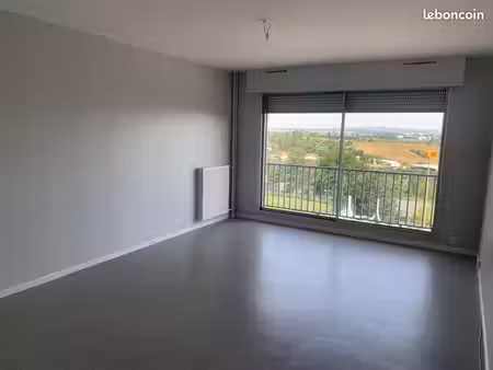 vends appartement vénissieux t3 67 9 m2