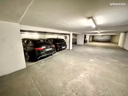 garage double croisette palais des festivals