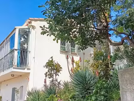 villa individuelle sur terrain clôturé