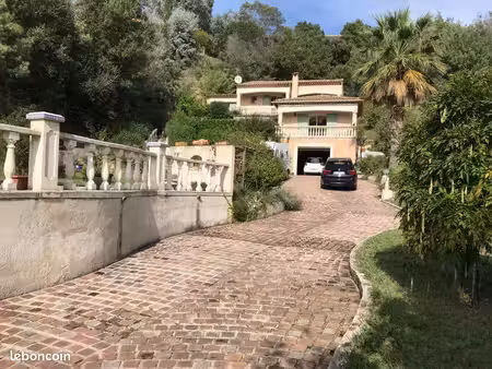 exceptionnel villa 280 m² – 7 pièces  plein sud  au calme  garage 110 m²  parkings & terra