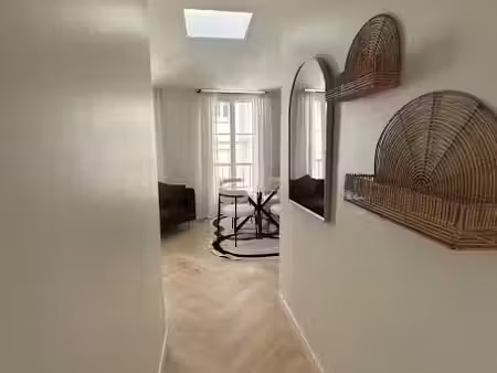 location meublée appartement 3 pièces 46 m² à paris 16ème (75016)  2 500 €
