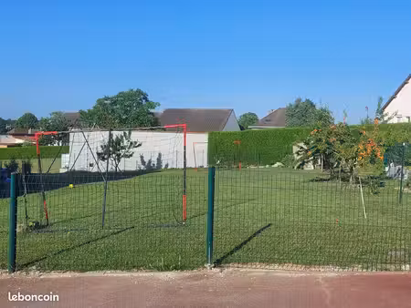 terrain a batir dallon quartier calme 614m2