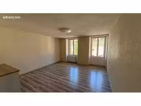 appartement t1 bis 41m2 - calme et lumineux - parking privé - proche frontière suisse