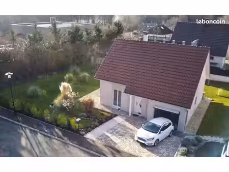 maison familiale 3 chambres - proche suisse