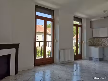 appartement 2 pièces 38 m² rue dom pérignon