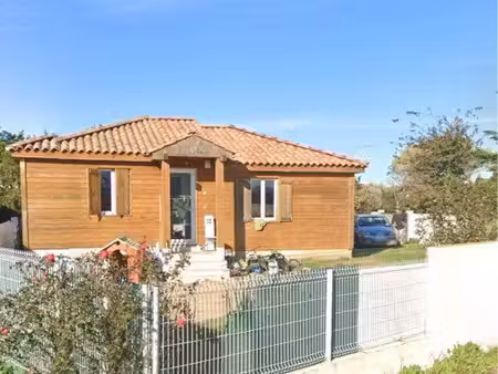bouillargues – local professionnel / maison 70 m² avec terrain & stationnements