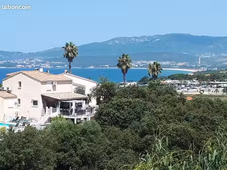pavillon mitoyen en multipropriété  à terra-bella i  résidence avec piscine