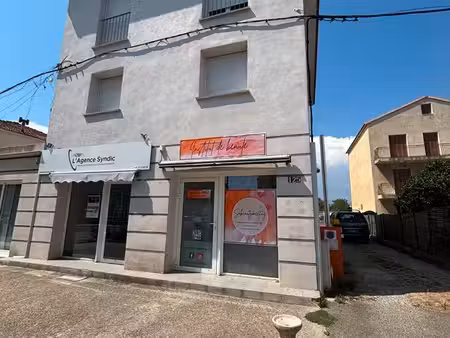 local commercial / professionnel de 36 m2 en plein centre