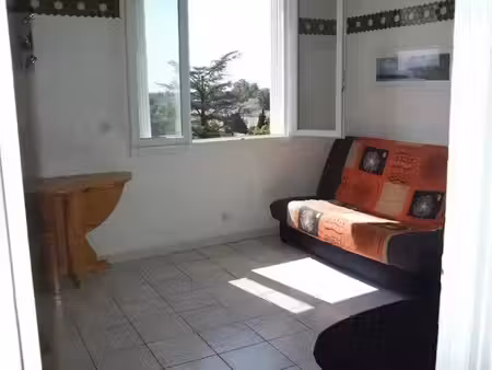 location meublée appartement 1 pièce 28 m² à montpellier (34000)  615 €