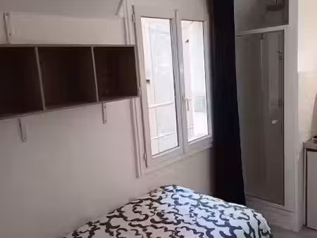 location meublée appartement 1 pièce 9 m² à paris 16ème (75016)  650 €