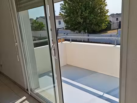 appartement f3 excellent état résidence au calme et sécurisée