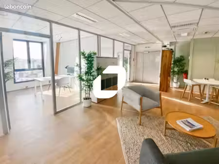bureau 133 m²