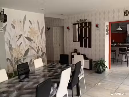 maison 220 m2
