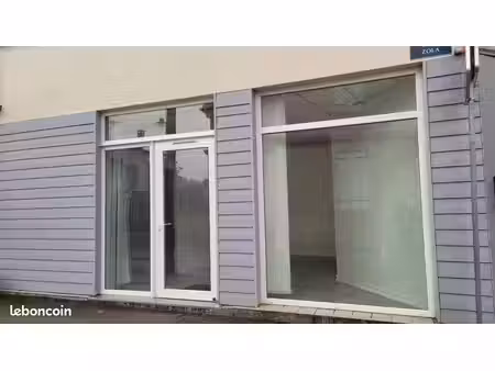 local commercial - saintes rive droite centre ville proche leclerc non inondable
