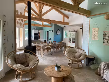 maison individuelle avec piscine