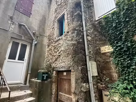 maison de village en pierre à rénover entièrement