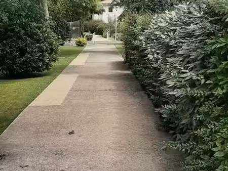 t2 avec jardin à lanton