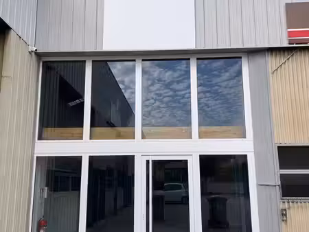 local professionnel commercial