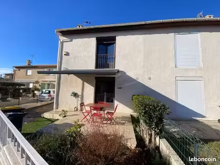 maison 75 m2 avec extérieur et garage