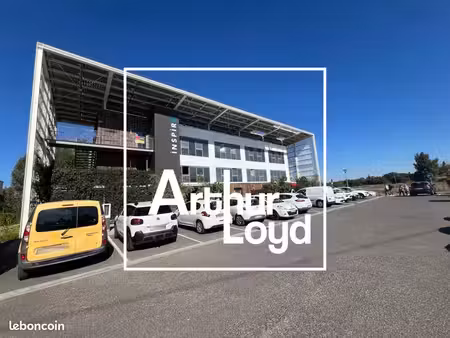 bureaux 80 m²