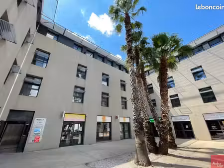 bureaux 564 m²
