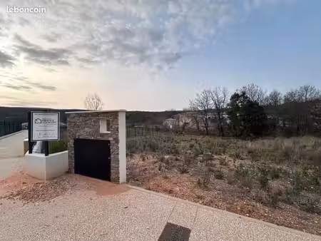 terrain 600 m² canet