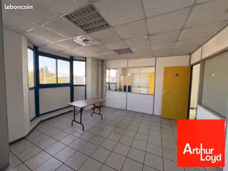 bureaux 180 m²