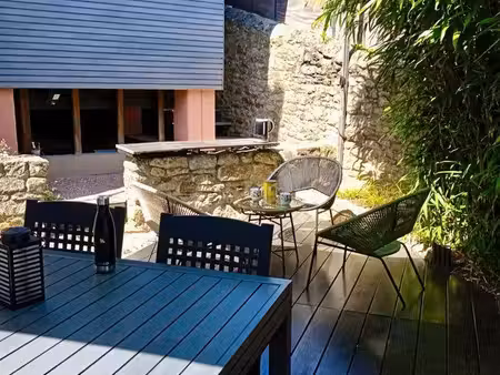 maison en pierre avec extension bois & zinc – jardin et stationnement – hennebont