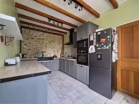 vente maison 5 pièces 160 m² cars (33390)