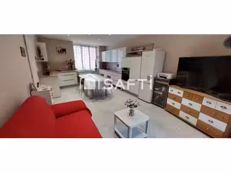 belles rénovations  maison saine et agréable.
