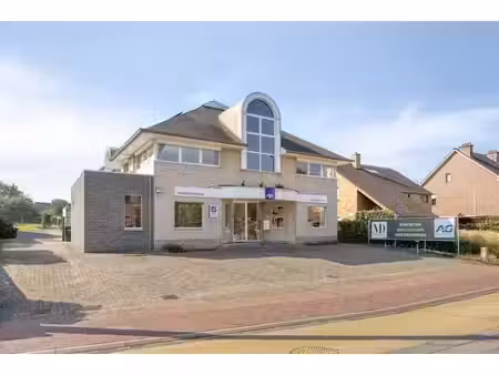 vaste maison (5 ch.) avec bureau (84 m²) à vendre à linden.
