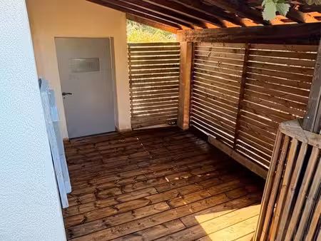 loue t3 meublé avec jardinet et terrasse