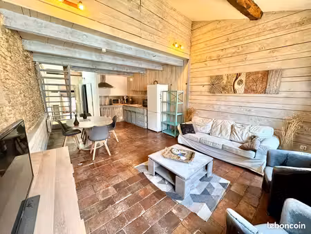 grand t3 de 70 m²  cœur de castres  vendu libre
