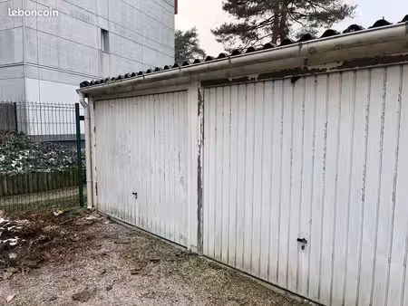 parking à louer