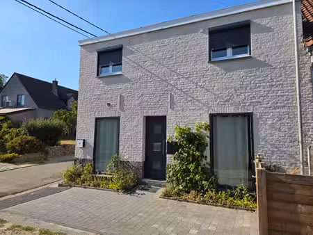 ? maison écoénergétique dans une rue calme à bertem