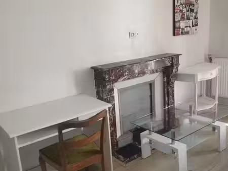 studio meublé eau  électricité et chauffage compris