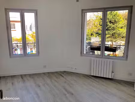 studio équipé – à 5 min du métro mairie d’ivry (ligne 7) – aux portes de paris