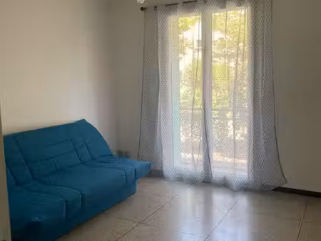 t1 de 30m2 meublé entre mazargues et saint anne